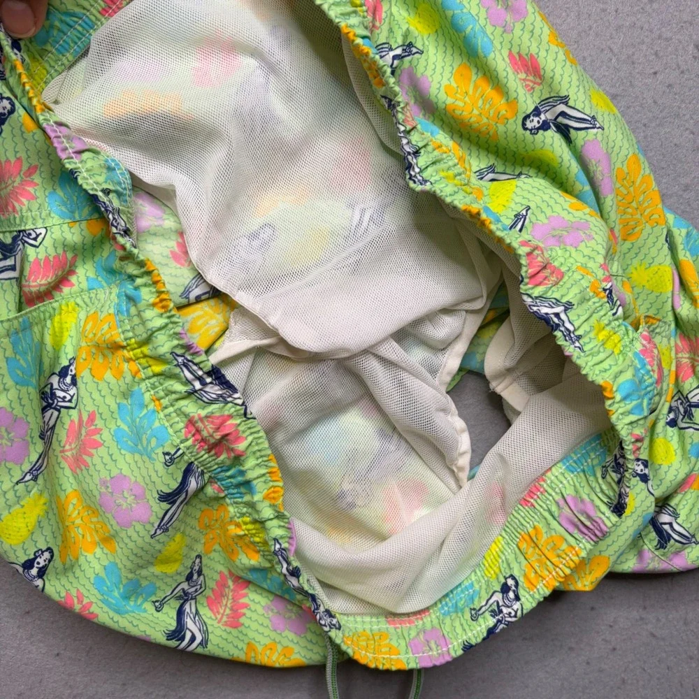 Peter Millar Swim Trunks Mens XL Green MS17P07 Hula Girl Tropical Print Shorts